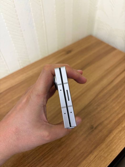 Samsung Z fold 6 12/256Gb Silver