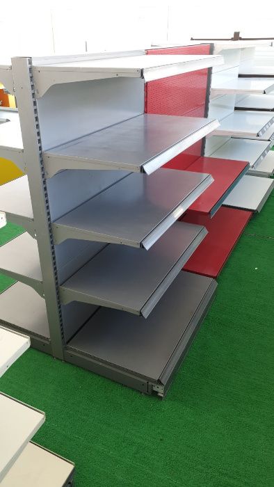 Метални стелажи за супермаркети и магазини