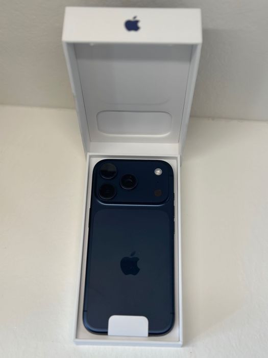Телефон, Iphone 17pro