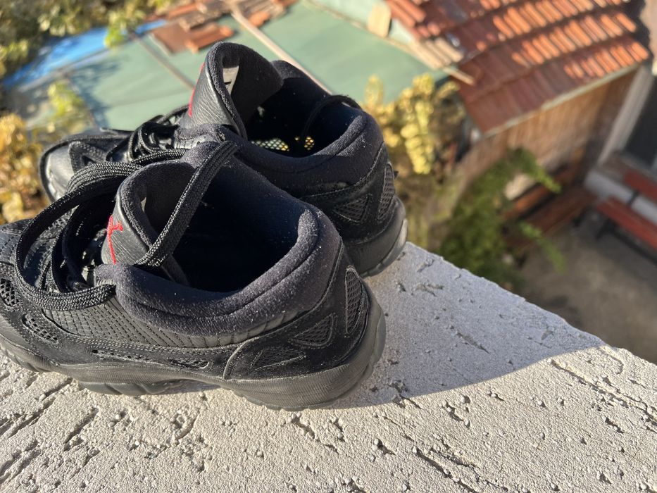 Nike Jordan 11 Retro 38