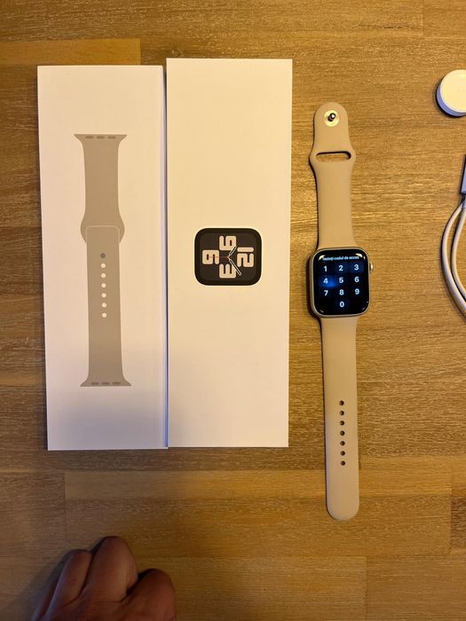Vand  Apple Wach SE2 / 44 mm