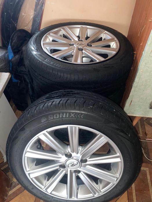 Продам диски с резиной