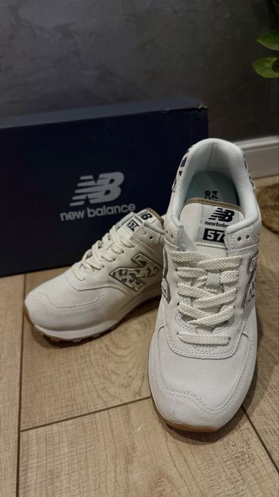 NB 574 кроссовки женские