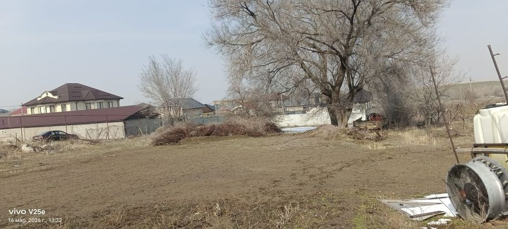 Продам участок  6 соток