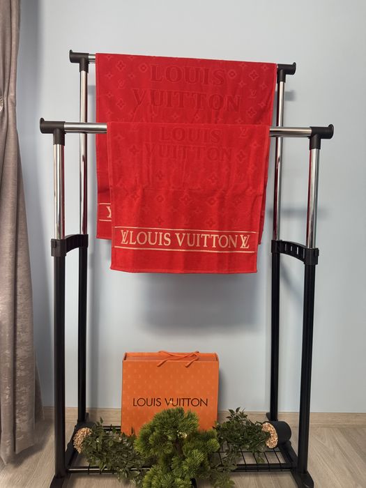 Louis Vuittion Луксозни хавлии + Подаръчна кутия