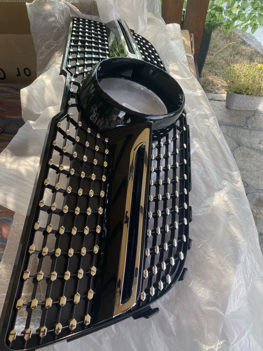 Предна решетка за Mercedes GLK