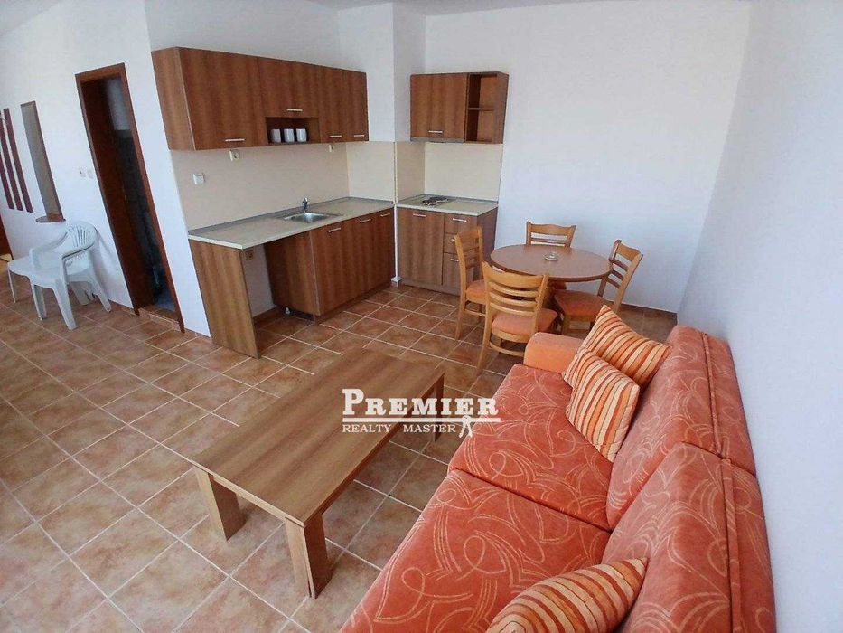 Продава се Едностаен апартамент в к.к. Слънчев бряг - 53 кв.м за 1161 €/кв.м - Снимка #4
