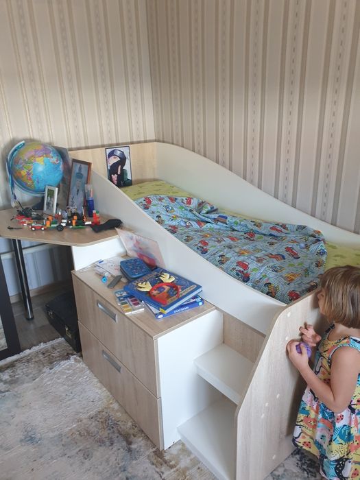 Детский уголок- кровать