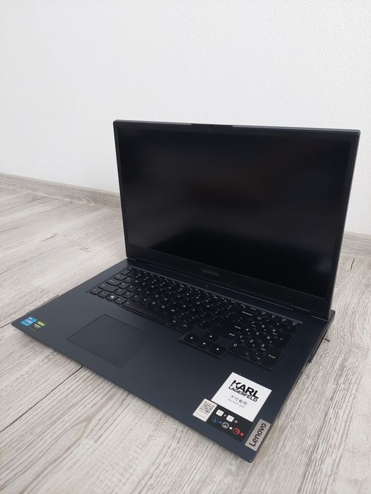 Vând Laptop Lenovo LEGION 5