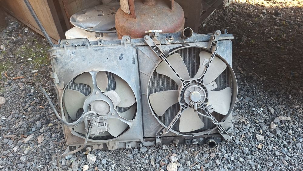 Вентилятор радиатора  Галант е55