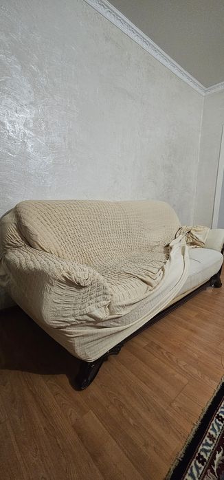 Диван и кресло б/у