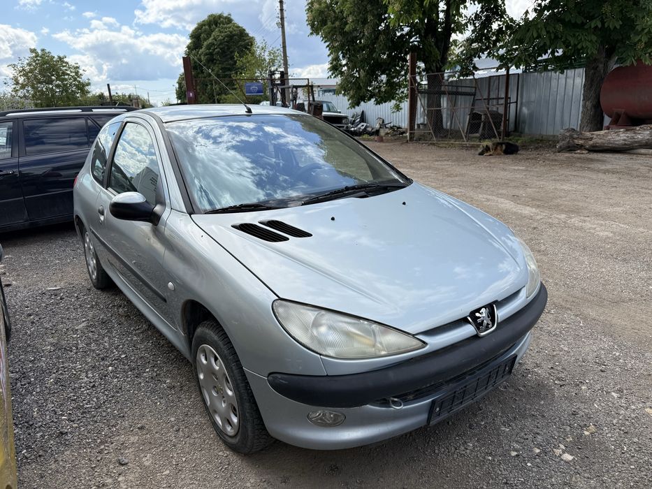 Пежо 206 1.1 на части