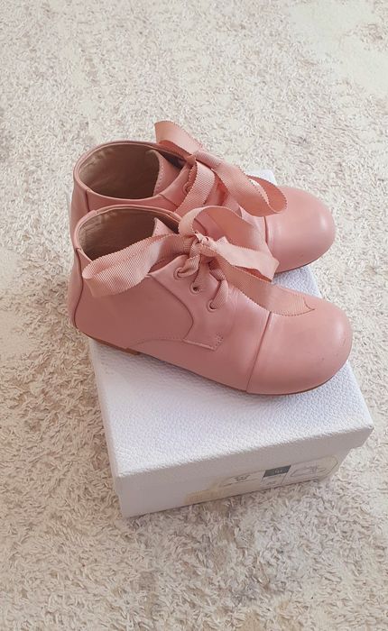 Ботиночки для девочки.