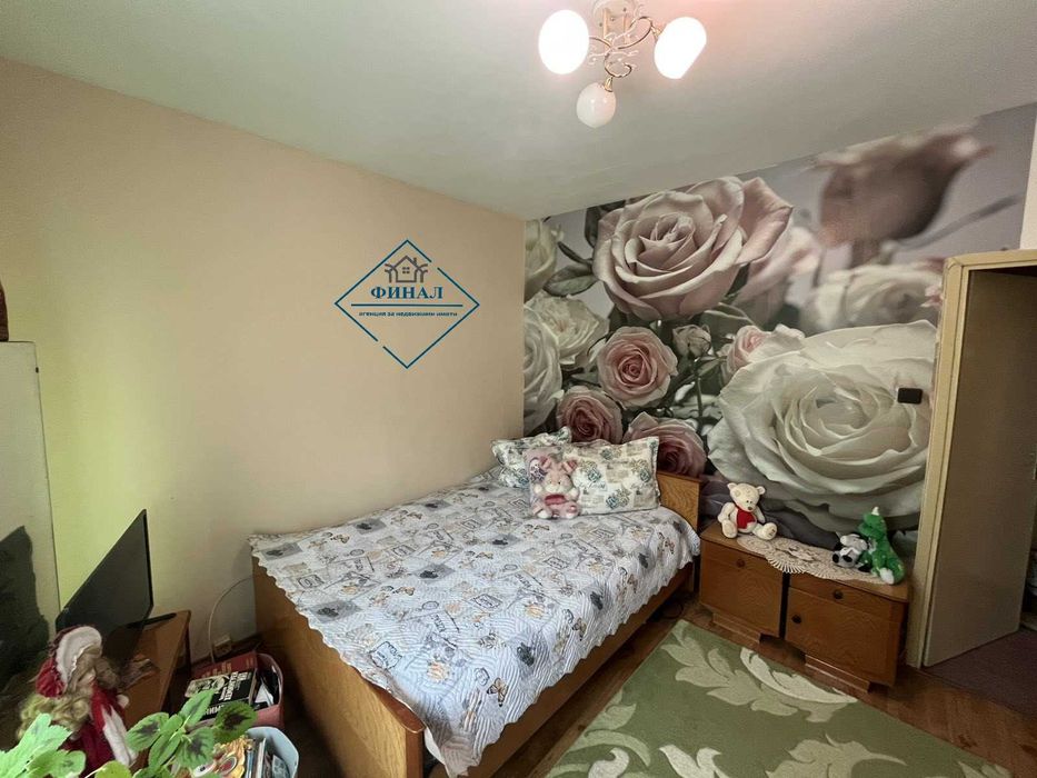 Продава се Двустаен апартамент в Шумен, Тракия - 56 кв.м за 1750 €/кв.м - Снимка #4