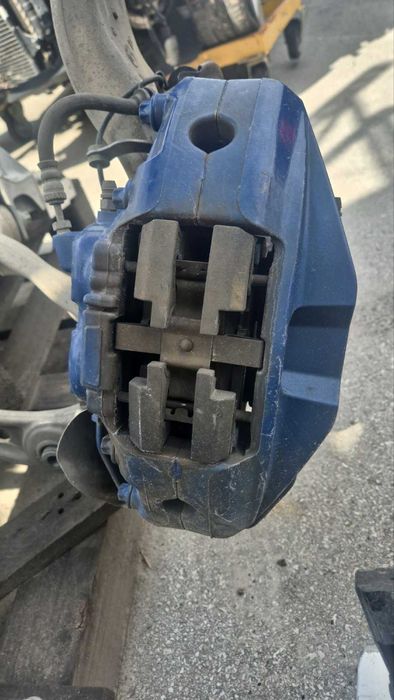 Спирачни апарати предни за BMW G30  M