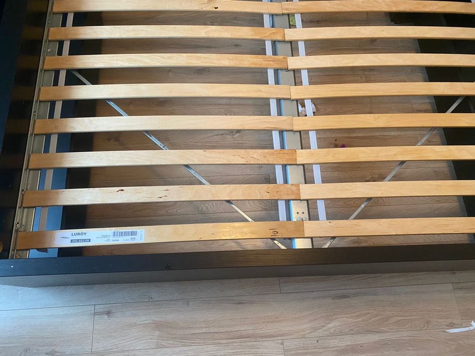 Двуспальная кровать