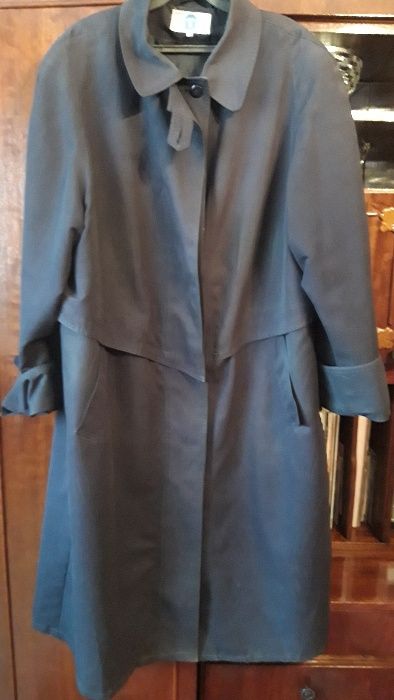 Пальто-плащ жен 54-56 размер