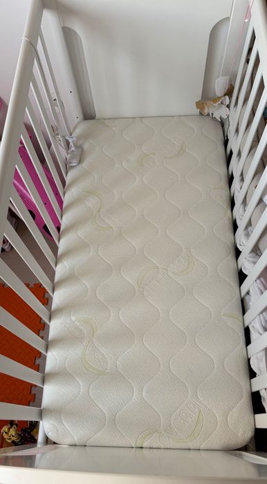 Бебешка кошара-бяла с мече