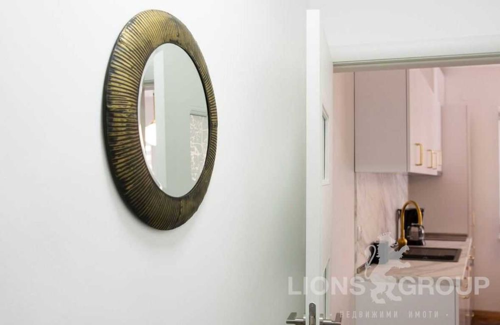 Дава се под наем Двустаен апартамент в Варна, Център - 55 кв.м за 550.8 € - Снимка #11