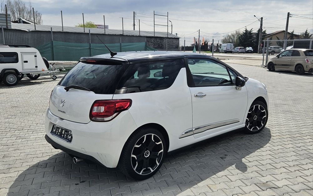 Citroen DS3 - 1.2 VTi So Chic - 2013 - Navigatie
