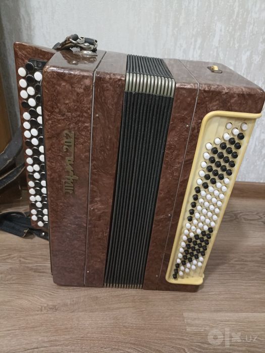 Продается баян в хорошем состоянии