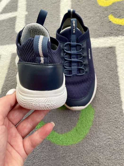 Обувки Geox