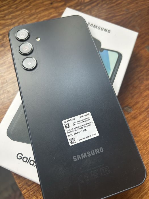 Продам Samsung A16 256gb идеальный