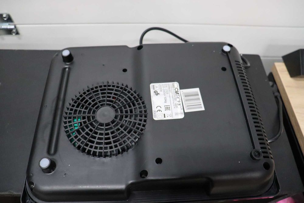 Индукционен котлон Clatronic 3569, Керамика,2000W,LED дисплей, 10 нивa