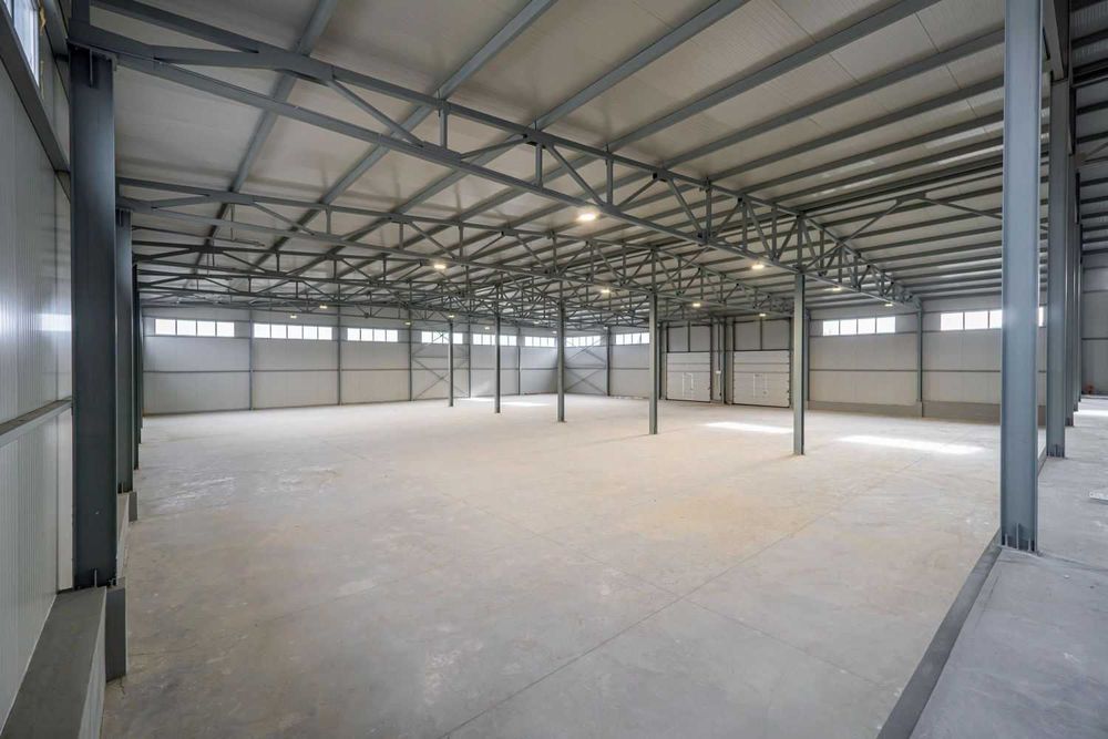 Дава се под наем Склад в с. Тополи, Област Варна - 2560 кв.м за 8960 € - Снимка #5