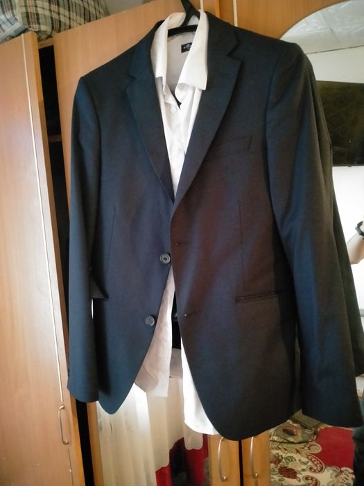 Продам костюм мужской