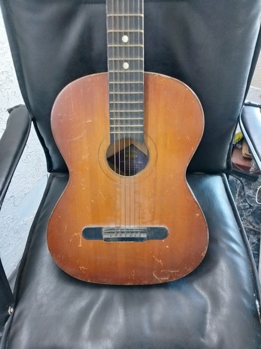 Руска китара диплом