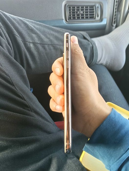 Продаю айфон хс мах