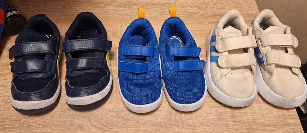 Два чифта Puma 24 и един Adidas 24 Символична цена 10 евро за трите чифта!