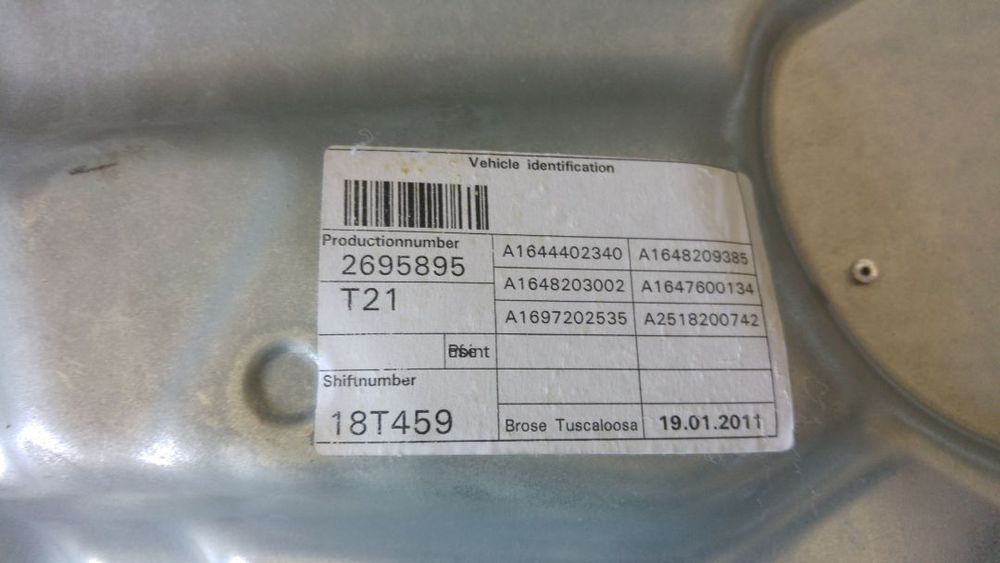 macara usa stanga fata mercedes ml w164 facelift 2011