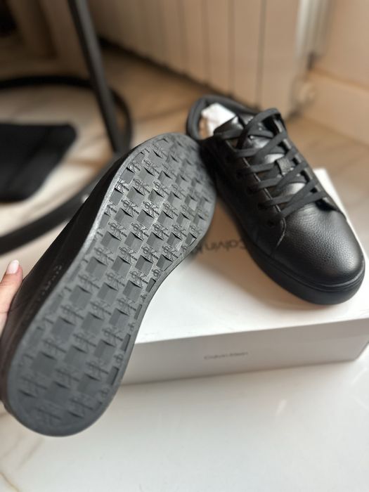 Черни обувки Calvin Klein 46 размер, нови