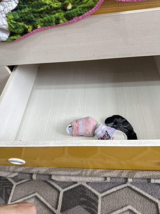 Кровать продаю хороший