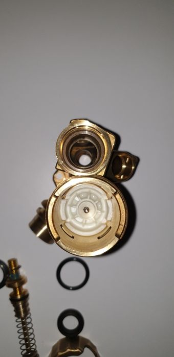 Vana Deviatoare 3 cai Centrala Vaillant VUW 242/3-3 R1,R2; 282/3-5 R2