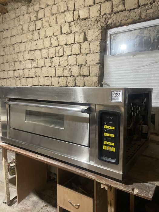 Газовая печь PRO KITCHEN в отличном состоянии