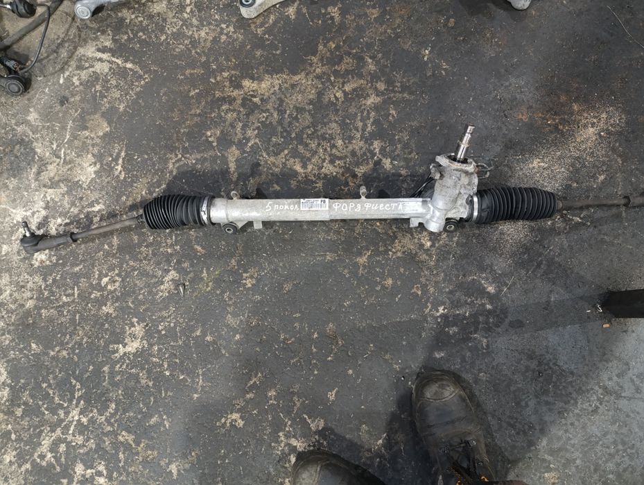 Рейка рулевая Форд Фиеста 5 поколения