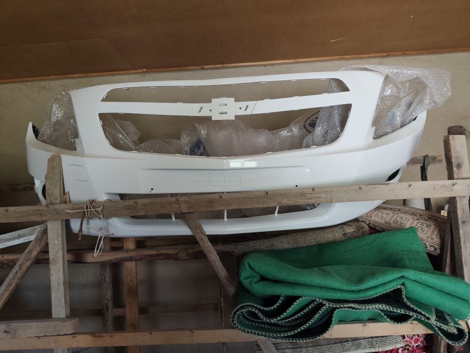 Передний бампер кабальт