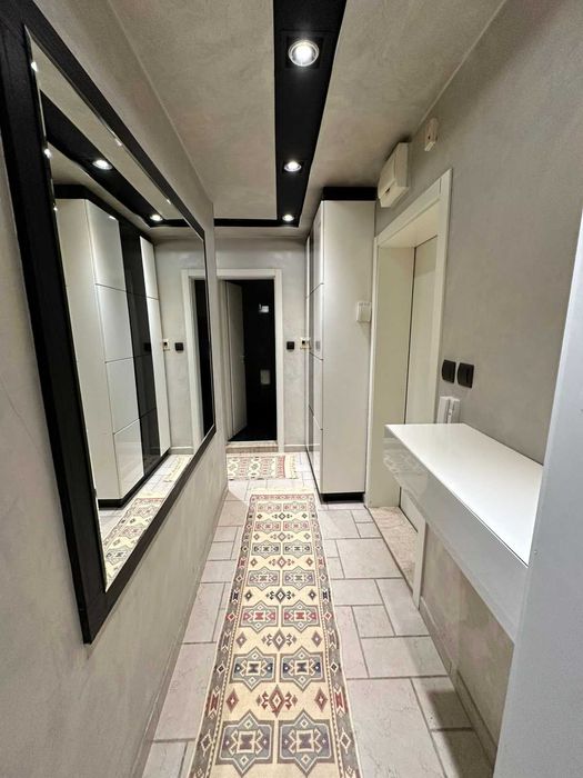 КЛЮЧ! Модерен ДВУСТАЕН НОВ ДОМ в сърцето на столицата