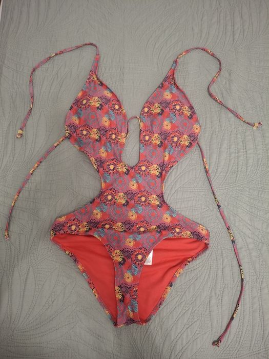 Vand costum de baie 36