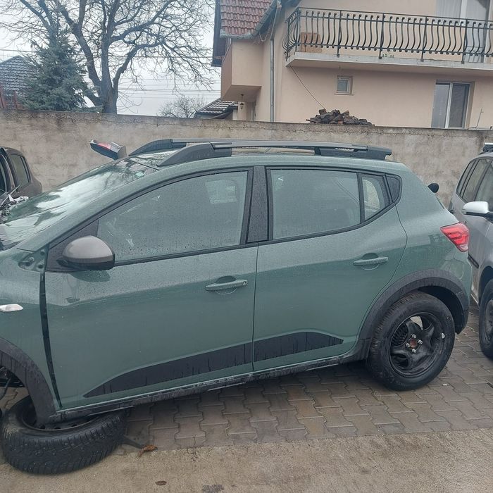 Aripa spate stanga / dreapta Bara spate Haion Dacia Sandero Stepway 3