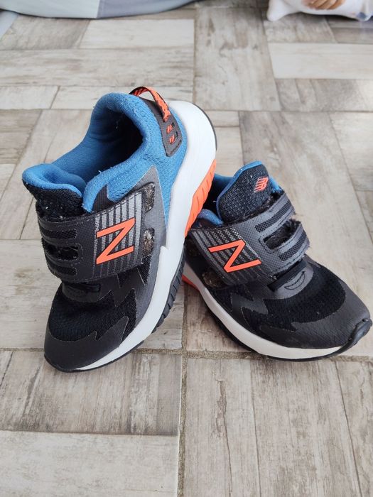 Маратонки Пума и Ню баланс 31н