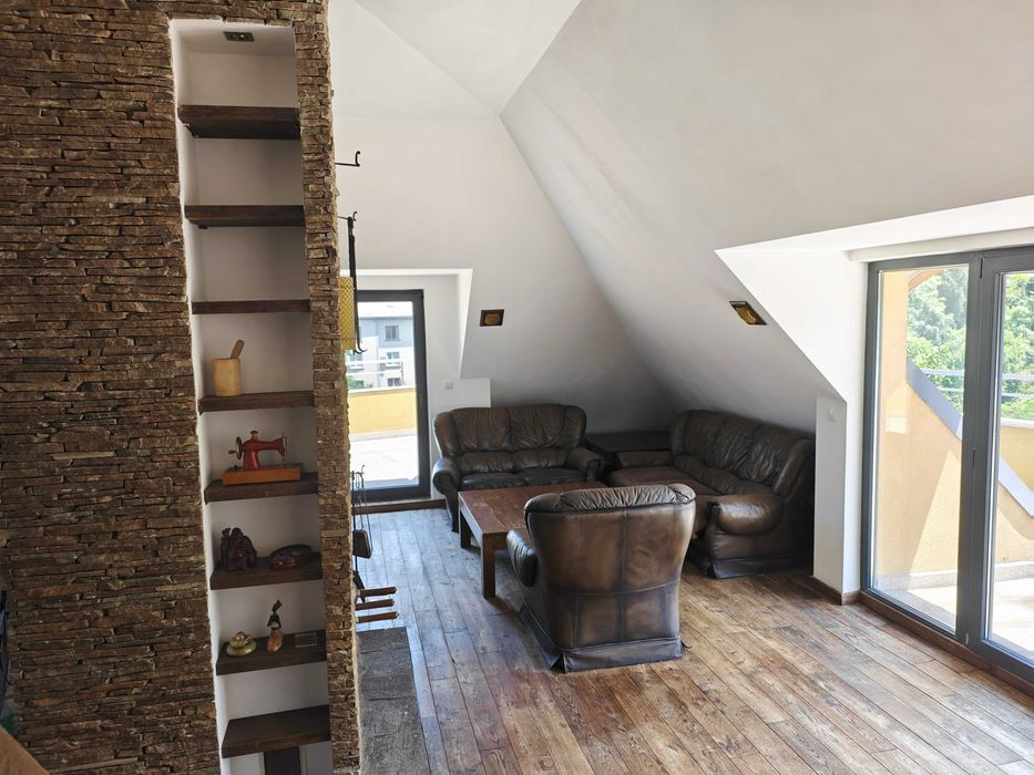 Луксозен тристаен апартамент с 2 гаража и паркомясто в кв. Бояна