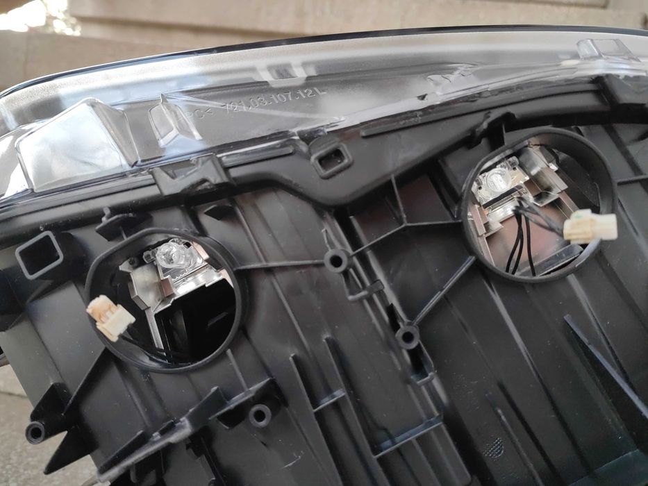 Фар BMW F30/F31 Bi-Xenon LED ляв/ Фар БМВ Ф30/Ф31 Оригинален