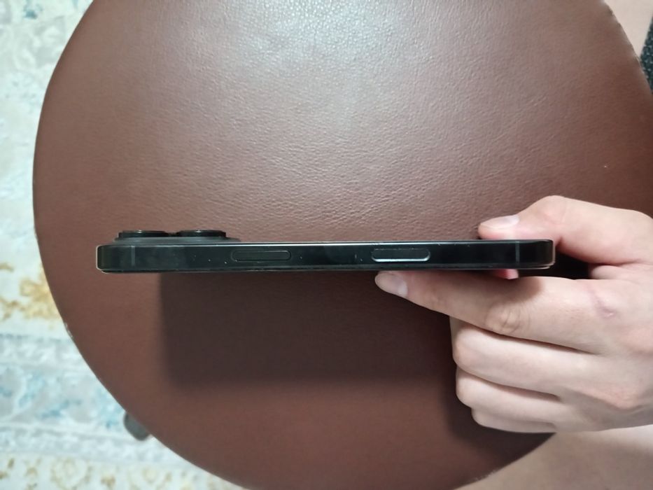 Айфон 16 про 256 гб ёмкость 92%