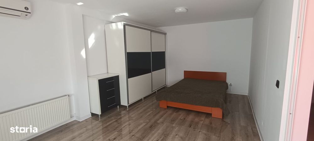 Garsoniera mansarda nanterre