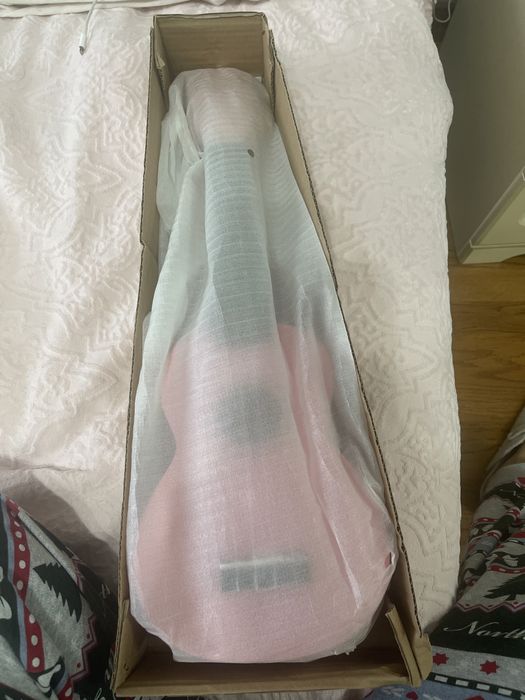 Продам Укулеле новое