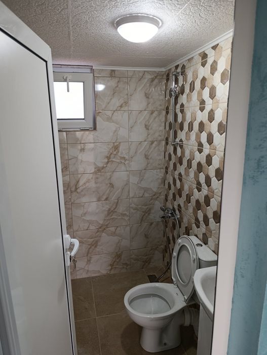 Гърция скала Авдирон на 200м от плажа бунгало със 3 спални 2 бани.